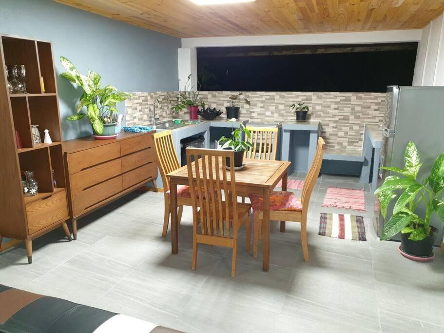 Ohana Location Ravissant Appart Spacieux Parking Gratuit A Uturoa Apartamento Exterior foto